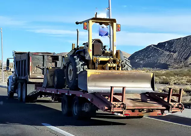 Why Choose Heavy Hauling Dallas Over Other Heavy Equipment Shipping Companies?